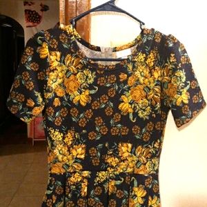 Lularoe navy & yellow short sleeve midi dress w/pockets